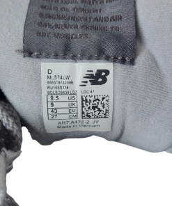 Кроссовки New Balance 574 Classik(472 2) серые замшевые photo Кроссовки New Balance 574 Classik(472 2) серые замшевые