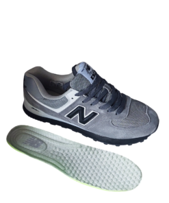 Кроссовки New Balance 574 Classik(573 6) серые замшевые photo Кроссовки New Balance 574 Classik(573 6) серые замшевые
