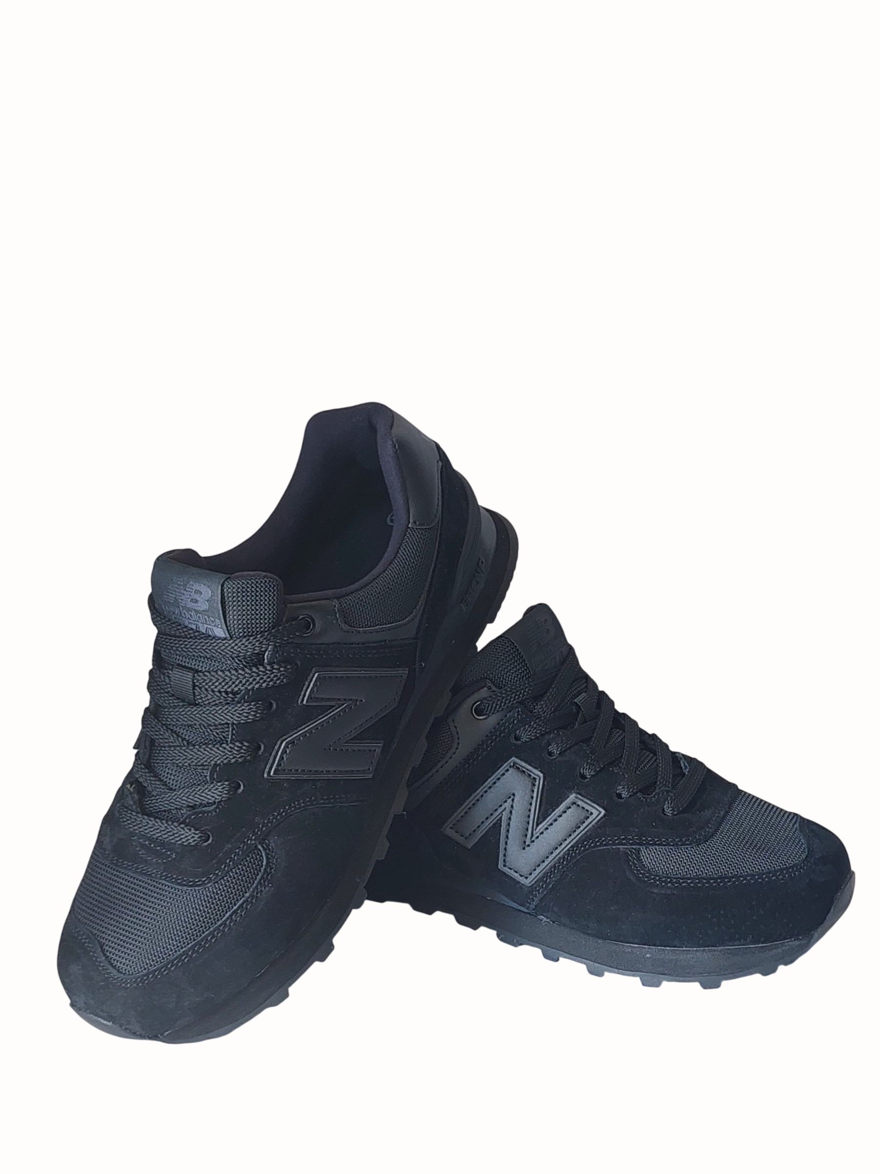 Кроссовки New Balance 574 Classik(5629 1) черные замшевые photo Кроссовки New Balance 574 Classik(5629 1) черные замшевые