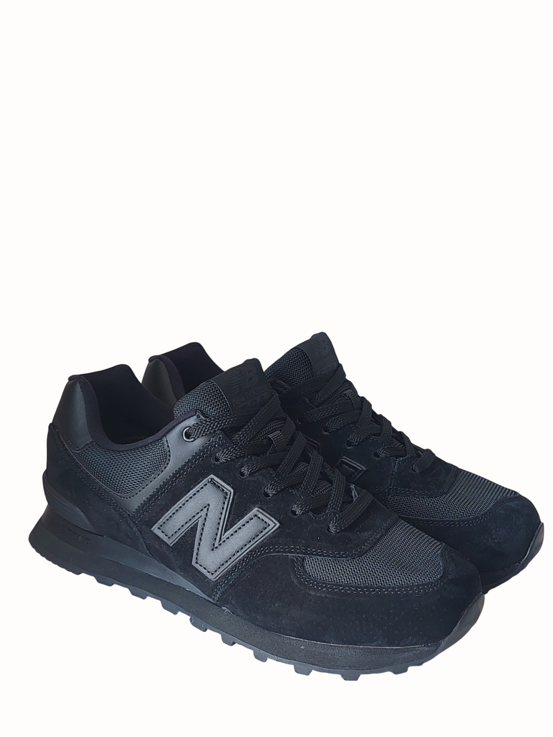 Кроссовки New Balance 574 Classik(5629 1) черные замшевые photo Кроссовки New Balance 574 Classik(5629 1) черные замшевые